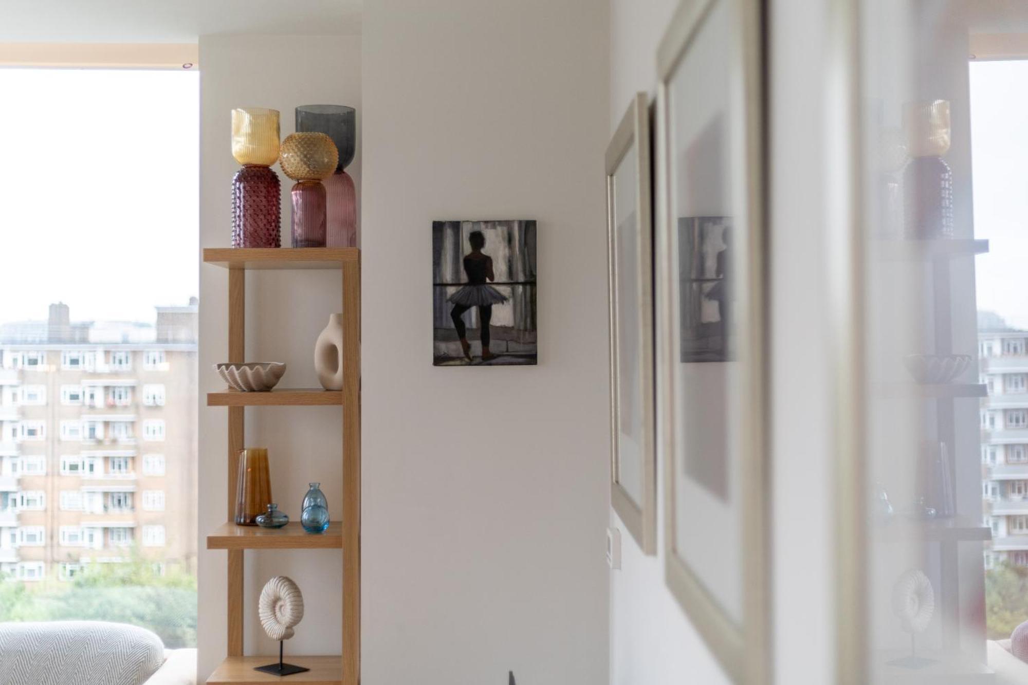 Chic & Stylish 2-bed In The Heart Of * London