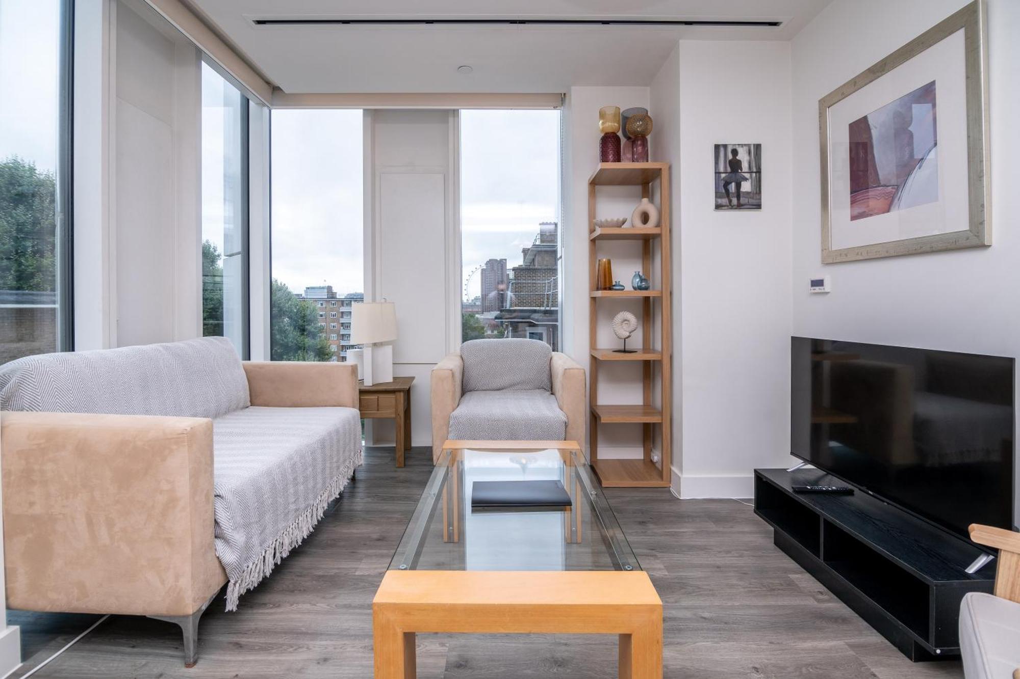 Apartment Chic & Stylish 2-bed In The Heart Of London