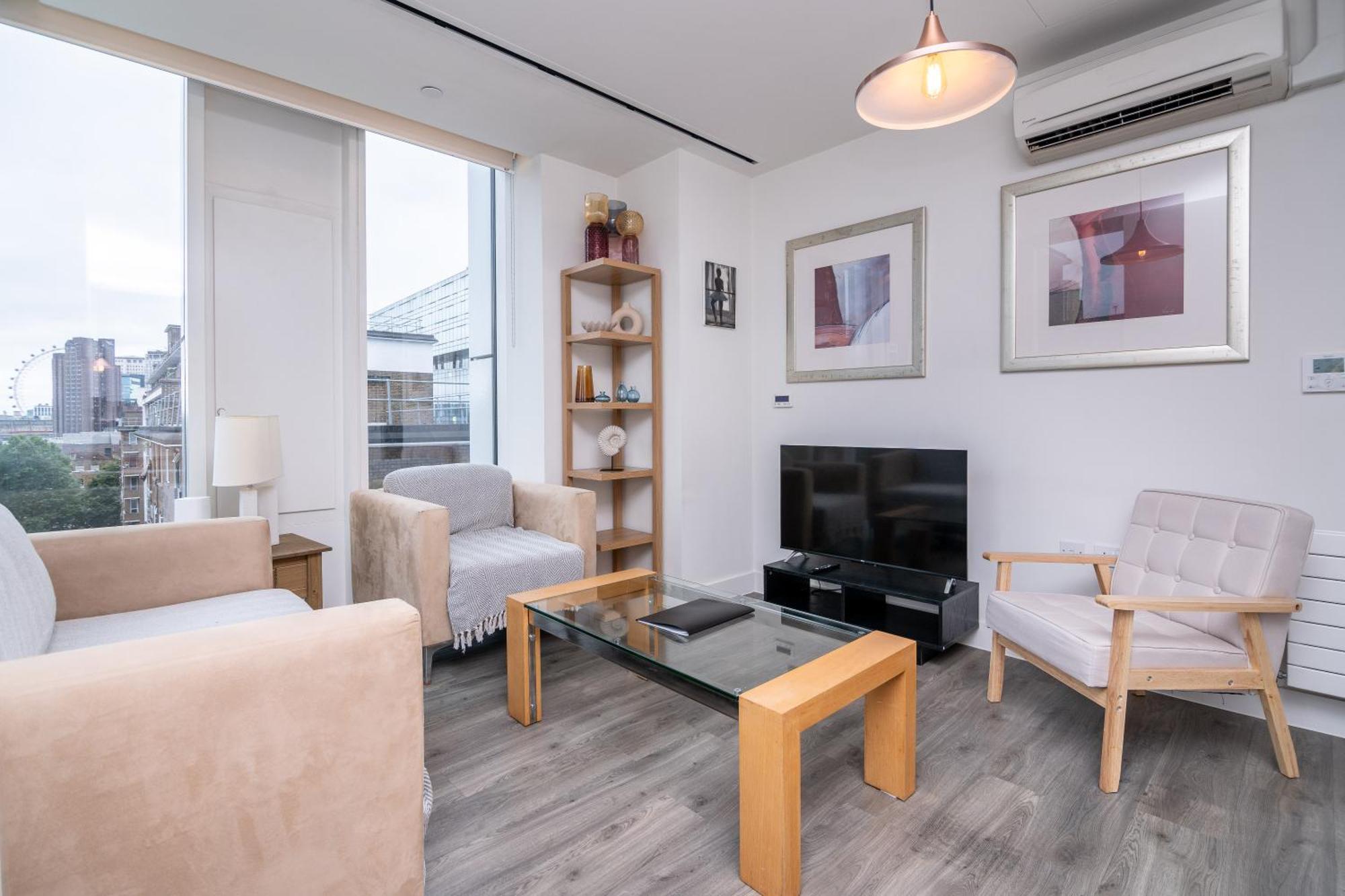 Chic & Stylish 2-bed In The Heart Of Apartment London